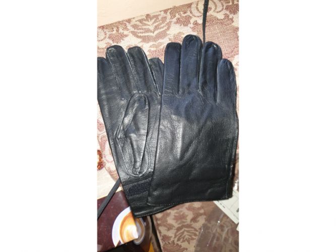 Leather Gloves - Military surplus from the French Army - Black - Like New Leather Gloves - Military surplus from the French Army - Black - Like New