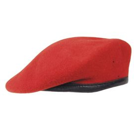 BW BERET - RED - USED