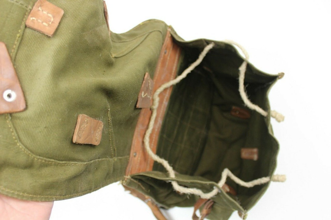Military Olive Romanian Retro Rucksack - RSR Romanian army - OD Green - In good condition