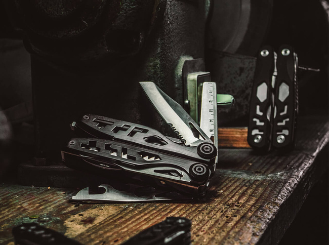 MULTITOOL - "SPECIALIST II" - Böker Plus® - BLACK