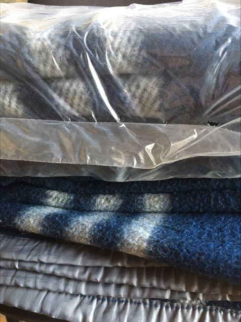 PATURA DE LANA VINTAGE - 140x210 CM - SURPLUS MILITAR ARMATA ROMANA - IN STARE BUNA