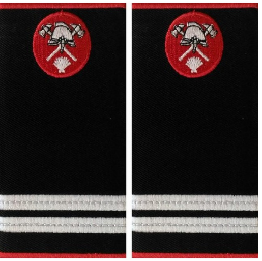 Grade locotenent pompieri IGSU tesute pe suport textil din tercot lipit, cu semn de arma brodat