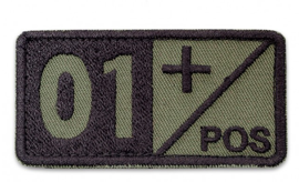 Ecuson grupa sanguina 01+ pozitiv brodat pe khaki cu fir negru, cu aplicare tip Velcro (cu scai) - 7,5x3,5 cm