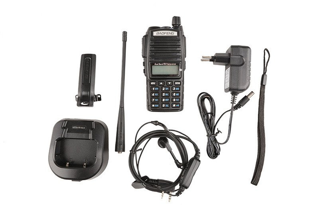 Radio Manual Dual Band Baofeng UV-82 Radio - (VHF/UHF)