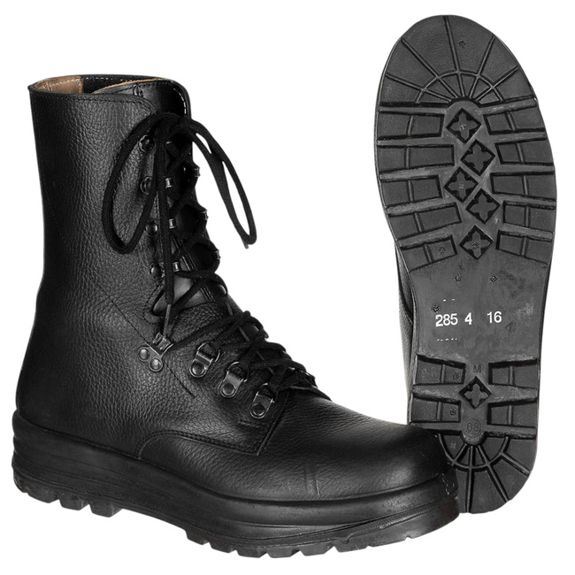 COMBAT BOOTS - M 95 - SWISS ARMY MILITARY SURPLUS - BLACK - USED