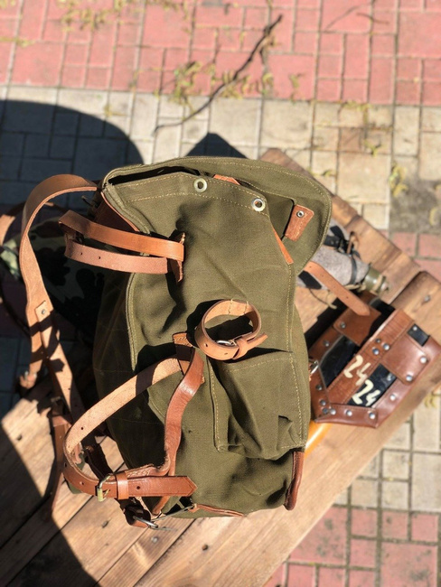Military Olive Romanian Retro Rucksack - RSR Romanian army - OD Green - In good condition