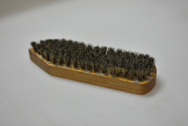MILITARY BRUSH WITH NATURAL BRISTLES - MILITARY SURPLUS ROMANIAN ARMY