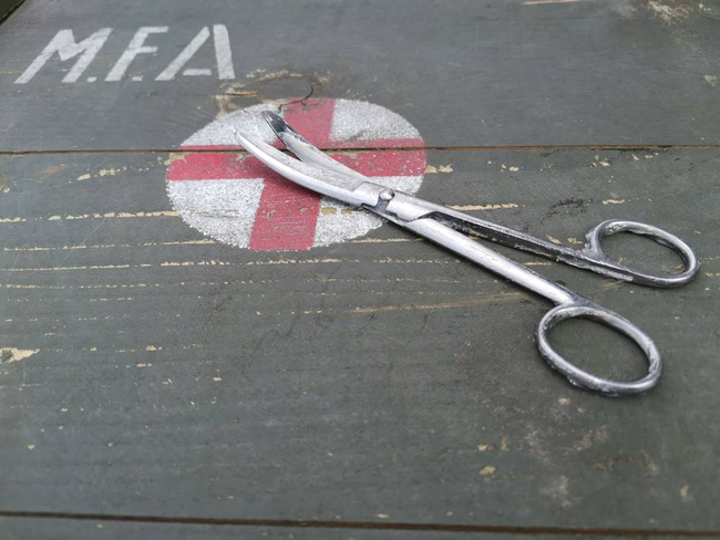 Ustensile Medicale - Foarfece - Surplus Militar Armata Romana