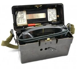 TELEFON DE CAMPANIE - CUREA DE TRANSPORT - NEGRU - SURPLUS MILITAR ARMATA GERMANĂ  - UZAT