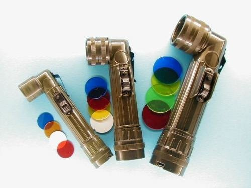 LANTERNA US G.I. STYLE ANGLEHEAD FLASHLIGHT (2 x AA CELL) OLIVE