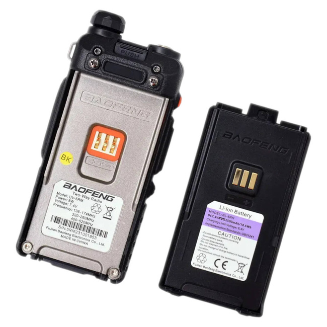 Baofeng UV-5RM 8W Tri-Band Radio cu USB-C