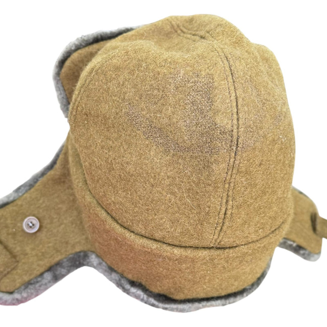 CLOTH CAP WITH FUR - GREEN - MILITARY SURPLUS ROMANIAN ARMY - USED