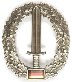 GENUINE GERMAN ARMY METAL BERET BADGE ´KOMMANDO SPEZIAL KRÄFTE´