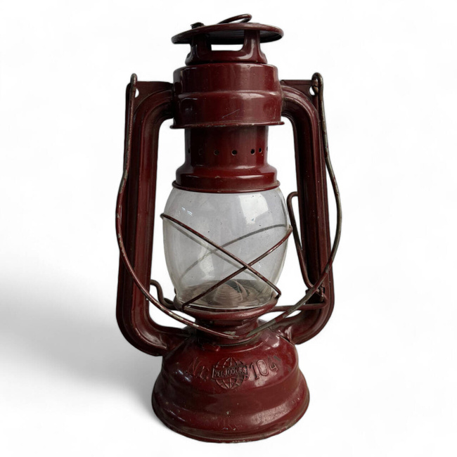 WIND LAMP - METALOGLOBUS - BURGUNDY - MILITARY SURPLUS ROMANIAN ARMY - IN GOOD CONDITION