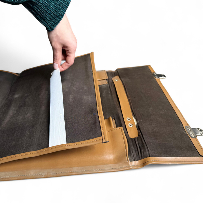 VINTAGE BRIEFCASE - ROMANIAN ARMY MILITARY SURPLUS - BROWN - IN GOOD CONDITION