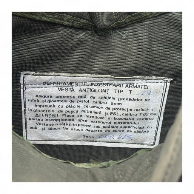 Vesta antiglont cu guler si buzunare laterale - Tip T-IV - Vintage - Surplus Militar Armata Romana - Verde Olive -In stare buna