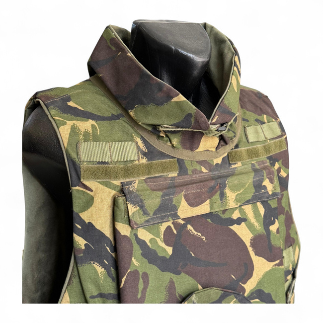 VESTA TACTICA MOLLE - CAMUFLAJ DPM - SURPLUS MILITAR ARMATA ROMANA - IN STARE BUNA