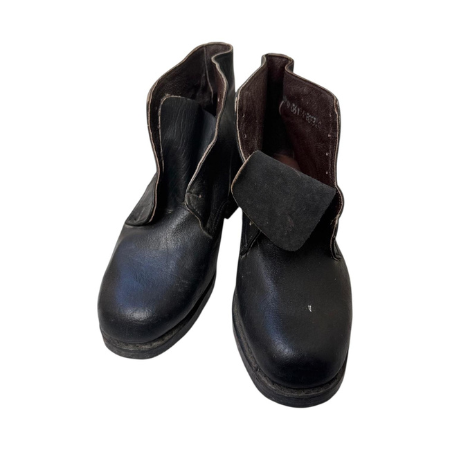 Ghete din piele cu siret - Clujana - Surplus Militar Armata Romana - Negre - In stare buna