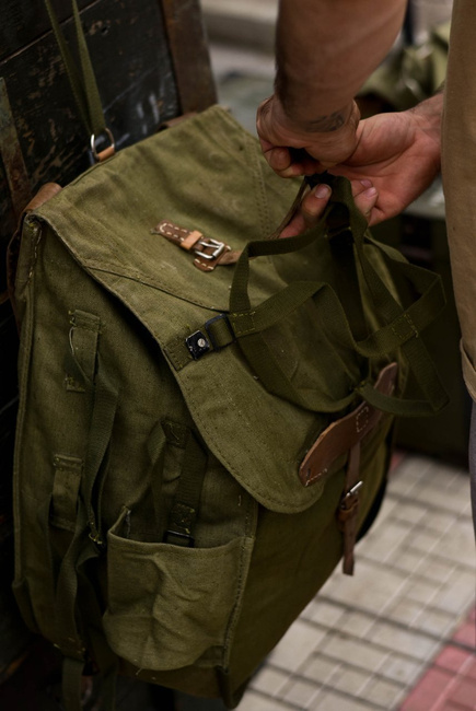 Ranita militara din panza - Armata Romana (Razboiul rece) - produs rar vintage - Verde OD - Ca noua