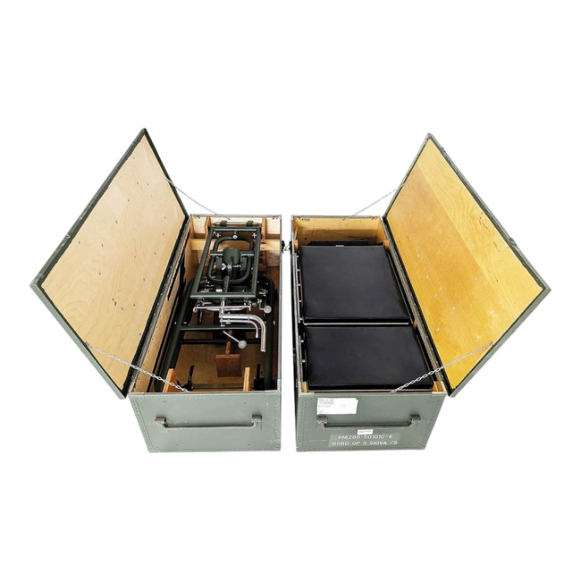 Masa de operatii pliabila - Model 3 MT, anul 1974 - Otel inoxidabil - Verde Olive - Surplus Militar Armata Suedeza - Ca Noua / Obiect de colectie