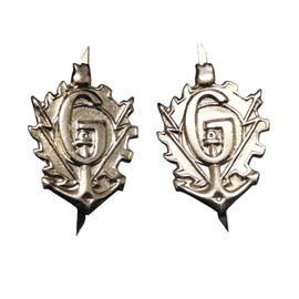 SET 2 SEMNE DE ARMA PENTRU EPOLETI, GRADE MILITARE - GENIU - SURPLUS MILITAR ARMATA ROMANA - ARGINTII - IN STARE BUNA