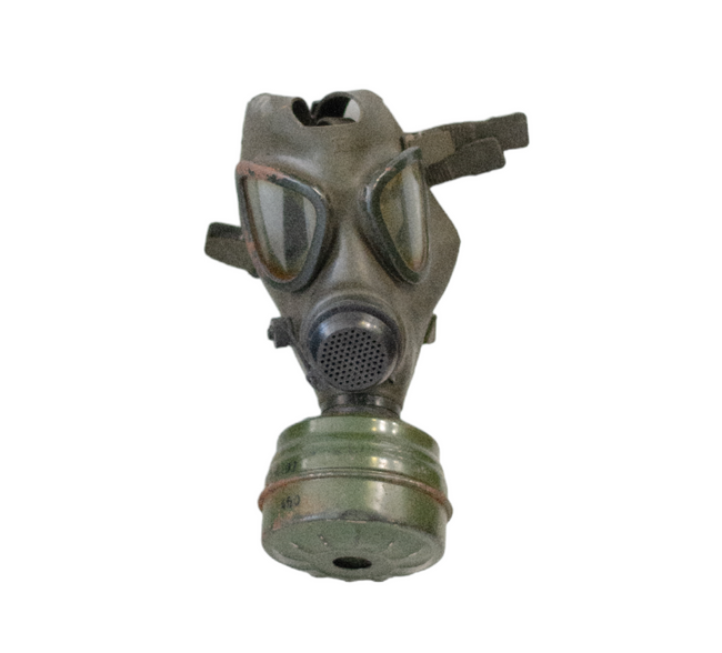ROMANIAN ARMY GAS MASK - M74 - ROMANIAN ARMY SURPLUS - DECO ONLY