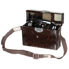 TELEFON  FINLANDEZ - SURPLUS MILITAR - FOLOSIT - STARE EXCELENTĂ