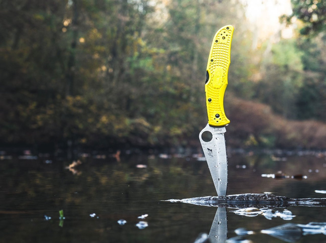 PACIFIC SALT 2 POCKET KNIFE - YELLOW - SPYDERCO