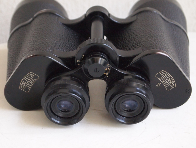Binoclu Carl Zeiss 15x50 - lentile Carl Zeiss, cu toc de piele - ca nou