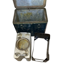 BUCATARIE PORTABILA DIN ALUMINIU CU LADA IZOTERMA - SURPLUS MILITAR ARMATA ROMANA - IN STARE BUNA, FUNCTIONALA