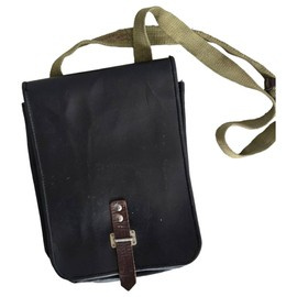 GEANTA DE UMAR IMITATIE DE PIELE - SURPLUS MILITAR ARMATA ROMANA - NEAGRA - IN STARE BUNA