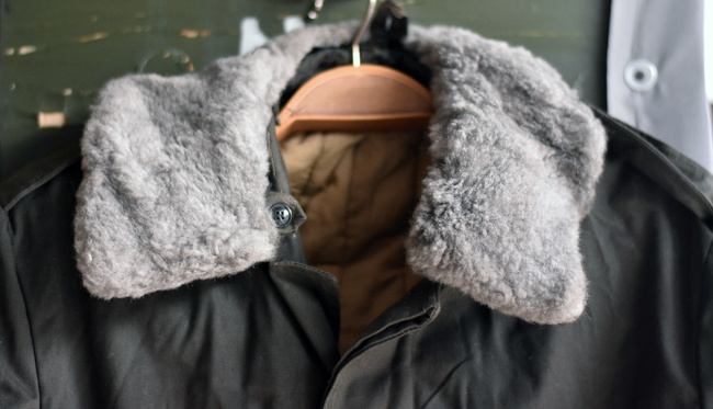 Jacheta Parka - Guler cu blana gri - Surplus militar din armata romaneasca - Neagra - Ca noua