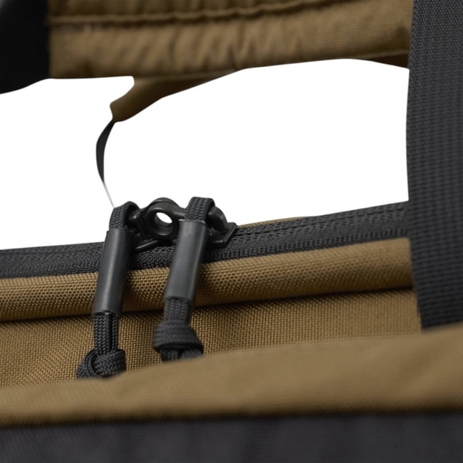 GEANTA TACTICA PENTRU POLIGONUL DE TRAGERE SAU EDC - MISSION - CORDURA - COYOTE/NEGRU - HELIKON-TEX