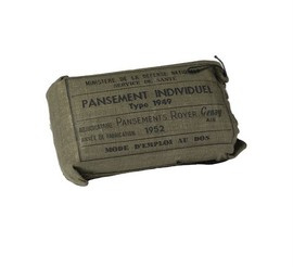 INDIVIDUAL POCKET BANDAGE TYPE 1949 - FRENCH ARMY MILITARY SURPLUS - USED