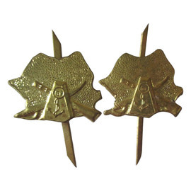 SET 2 SEMNE DE ARMA PENTRU EPOLETI, GRADE MILITARE - GRANICERI R.S.R. - SURPLUS MILITAR ARMATA ROMANA - AURII - IN STARE BUNA