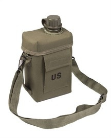 BIDON PENTRU APA PATROL CU HUSA SI CUREA - ARMATA AMERICANA - 2 L - OD - Mil-Tec