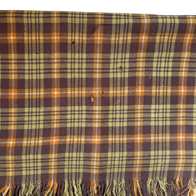 Patura de lana cu franjuri la capete - Vintage - 150x190 cm - Surplus Militar Armata Romana - Uzata