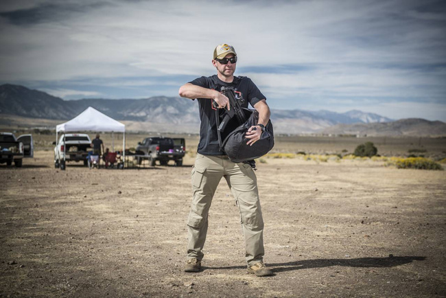 TRICOU (K9 - NO TOUCH) - HELIKON