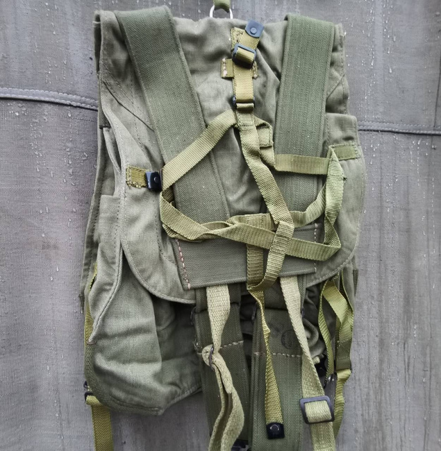 Ranita militara tip rucsac - Surplus Armata Romana - Stare buna (nefolosit)