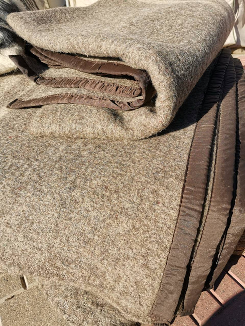 PATURA DE LANA VINTAGE - 140x210 CM - SURPLUS MILITAR ARMATA ROMANA - UZATA