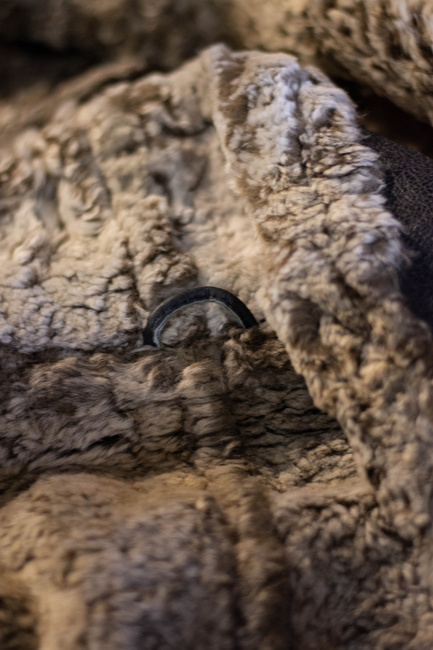 JACHETA DIN PIELE SI BLANA PE INTERIOR - SURPLUS MILITAR AL ARMATEI ROMANE - UZATA