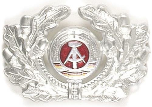 INSIGNA GENUINE EAST GERMAN METAL VISOR HAT BADGE SOLDIER