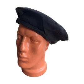 Bereta militara cu margine visinie/bordo - Surplus militar Armata Romana - Uzata