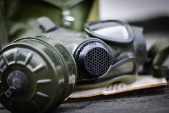 MASCA DE GAZE ARMATA ROMANA - M74 - SURPLUS MILITAR ROMANESC - PENTRU DECOR