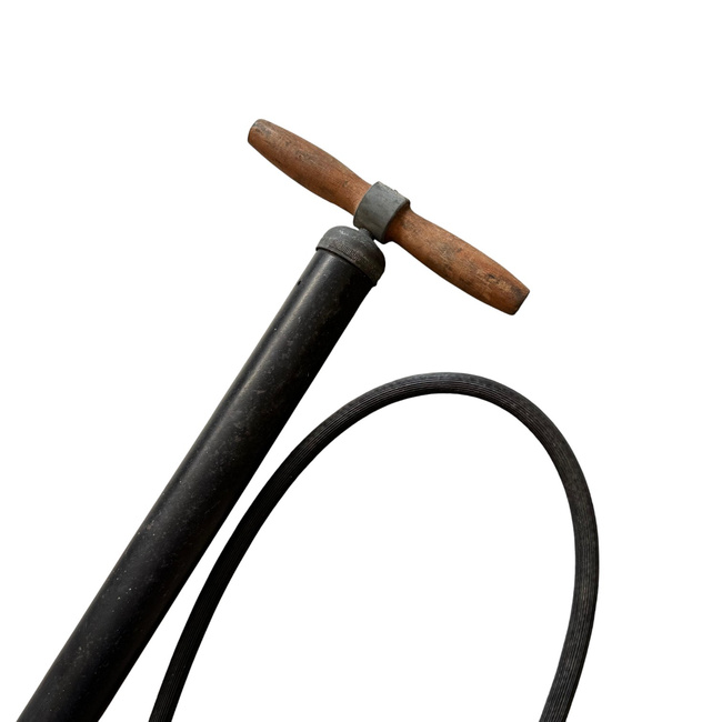 Pompa de aer manuala - Vintage - Surplus Militar Armata Romana - In stare buna