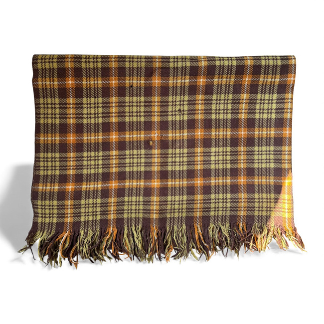 Patura de lana cu franjuri la capete - Vintage - 150x190 cm - Surplus Militar Armata Romana - Uzata