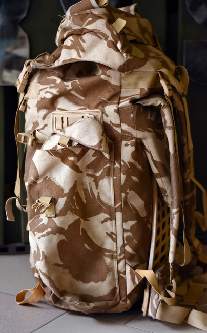 LARGE MILITARY COMBAT BACKPACK WITH POCKET, DETACHABLE OUTER POUCH - CONDOR - 90L - ROMANIAN ARMY MILITARY SURPLUS - DESERT CAMOUFLAGE - IN GOOD CONDITION