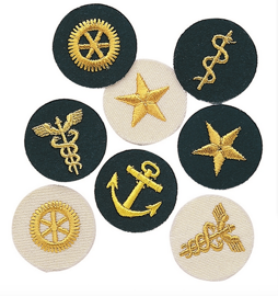 East German Vm Career Badge Officer (PRICE / 1 PIECE)