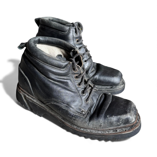 LEATHER MILITARY BOOTS - MOUNTAIN HUNTERS - MILITARY SURPLUS ROMANIAN ARMY - BLACK - USED