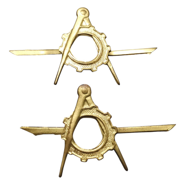 PAIR OF RANK INSIGNIA - R.S.R. ENGINEERS - ROMANIAN ARMY MILITARY SURPLUS - GOLDEN - IN GOOD CONDITION